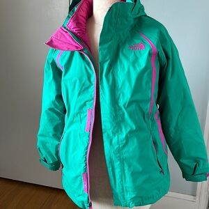 North Face HyVent ski jacket rain jacket girls large- detachable jacket.